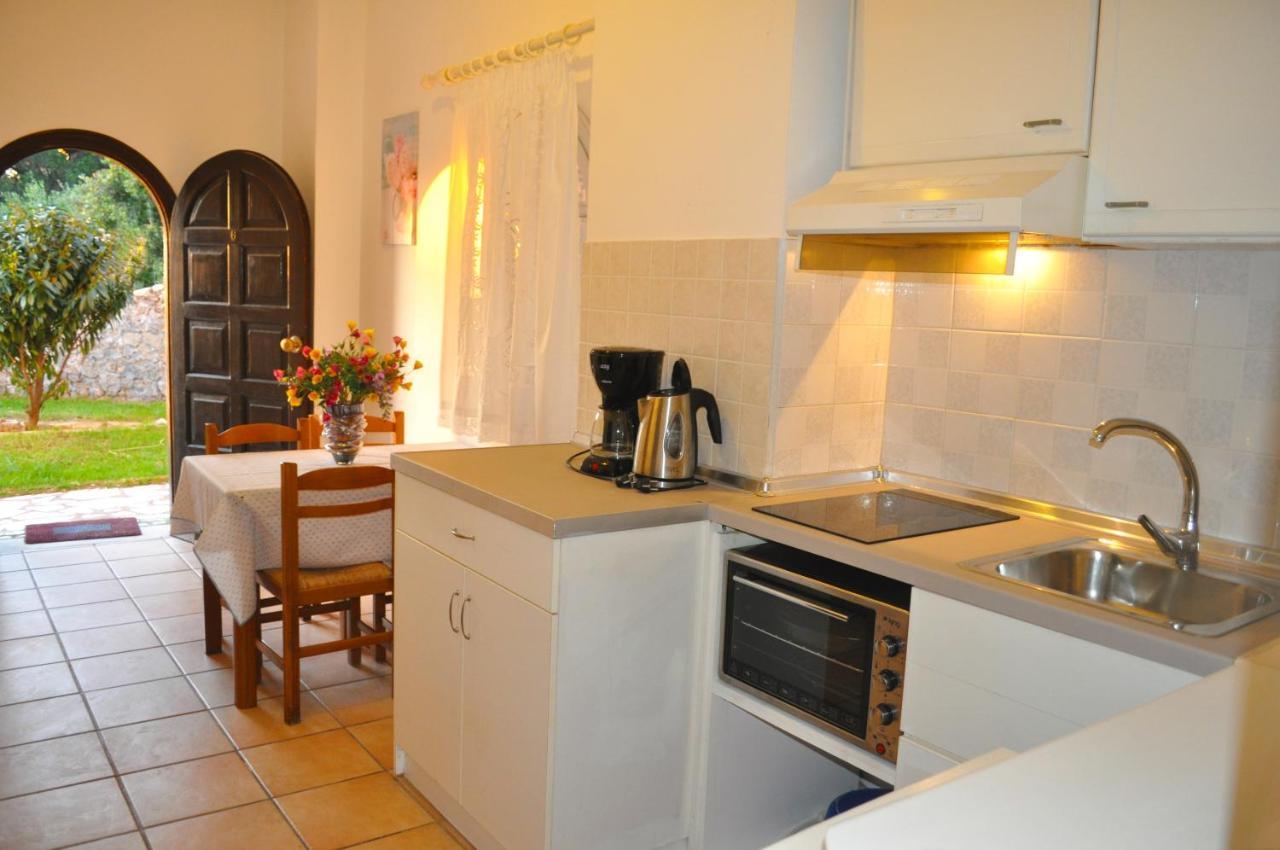 Beautiful Maria With Pool - Agios Gordios Apartment Agios Gordios (Corfu)